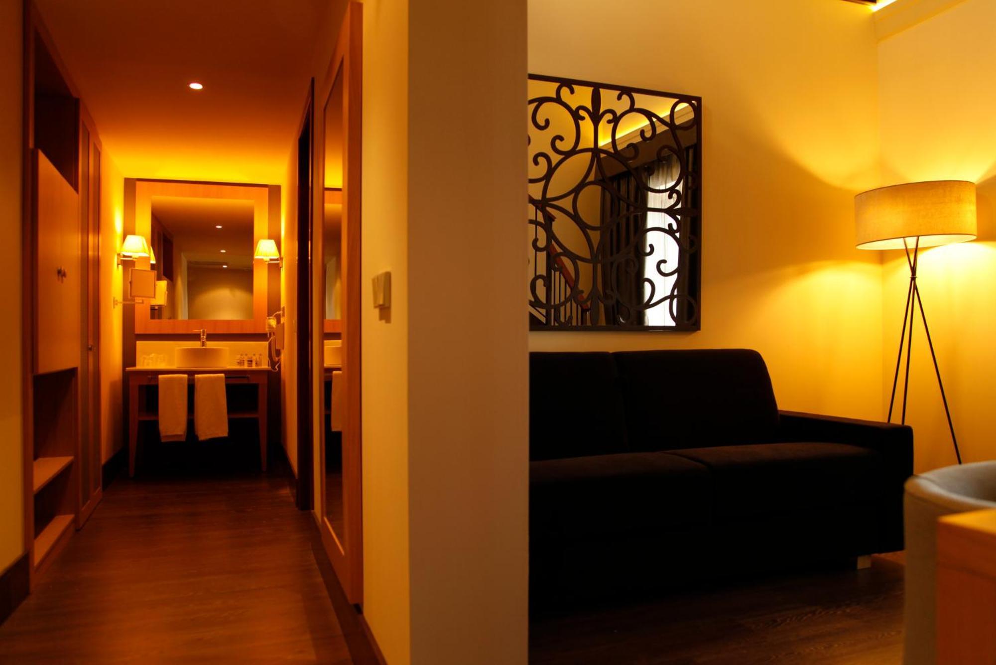 Hotel Spa Martin El Humano เซกอร์เบ ภายนอก รูปภาพ
